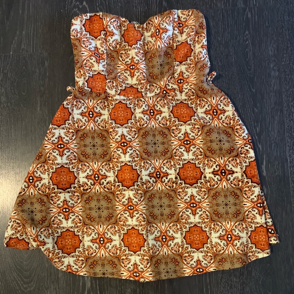 Mini dress large fits super cute
